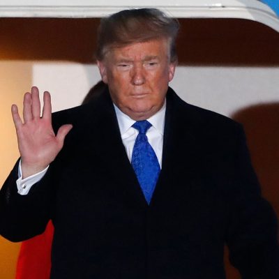 Juicio político empaña viaje de Trump para cumbre de la OTAN
