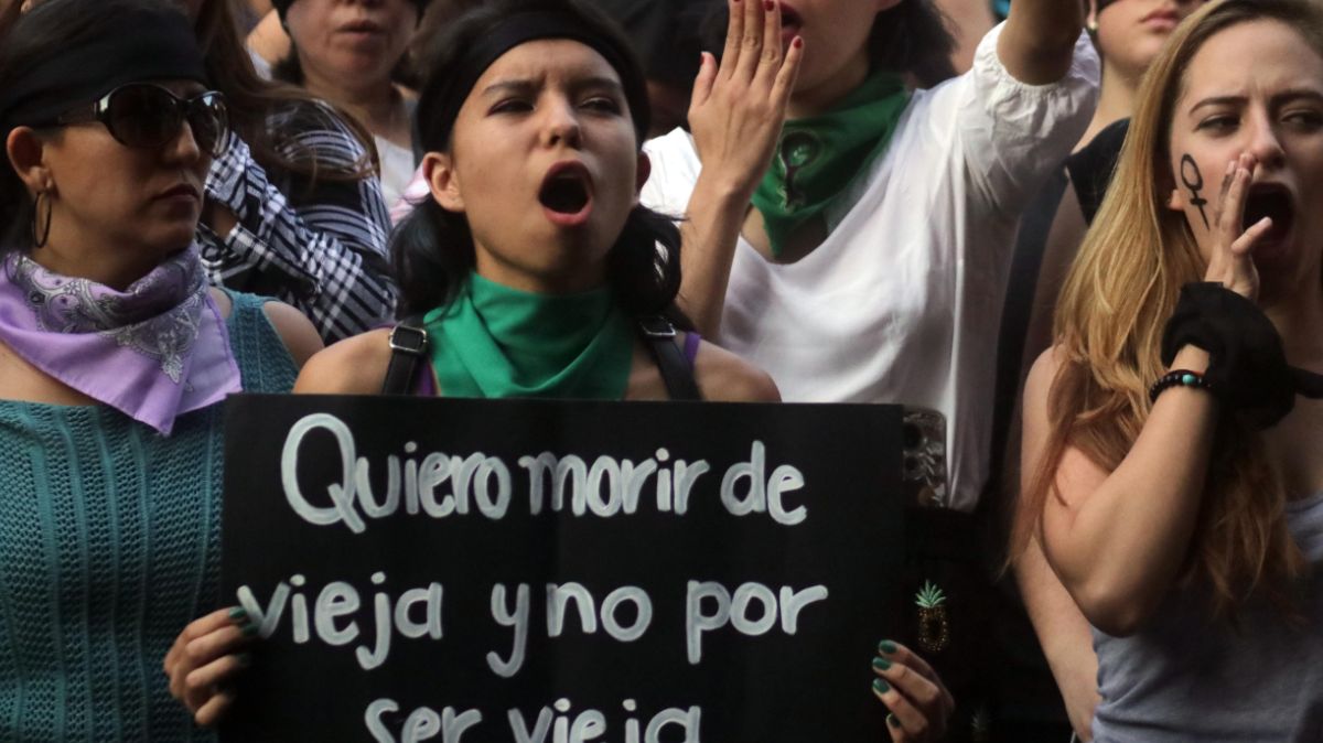 Foto: Mujeres marchan en calles de la Ciudad de México contra la violencia de genero. Cuartoscuro
