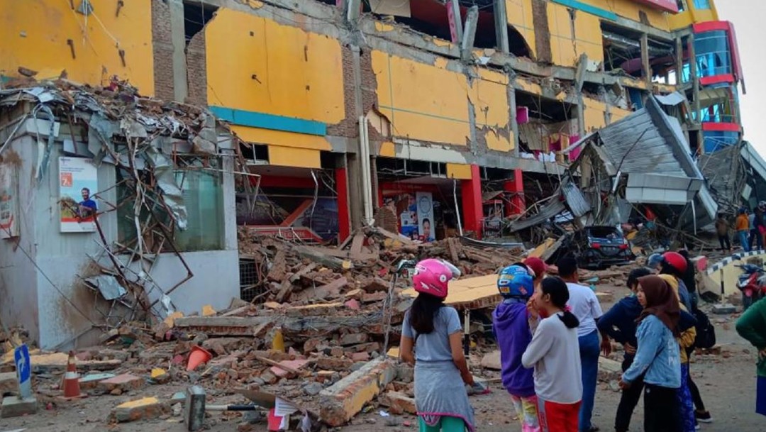 Un terremoto con magnitud de 7.5 sacudió la isla Célebs, en Indonesia. (Reuters)
