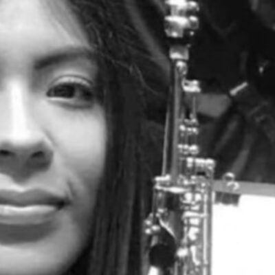 AMLO promete justicia para saxofonista agredida con ácido