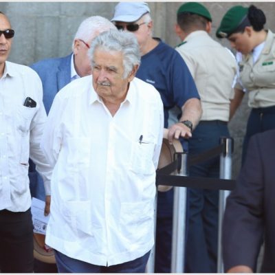 Deseo que le vaya bien a México: José Mujica durante evento de AMLO