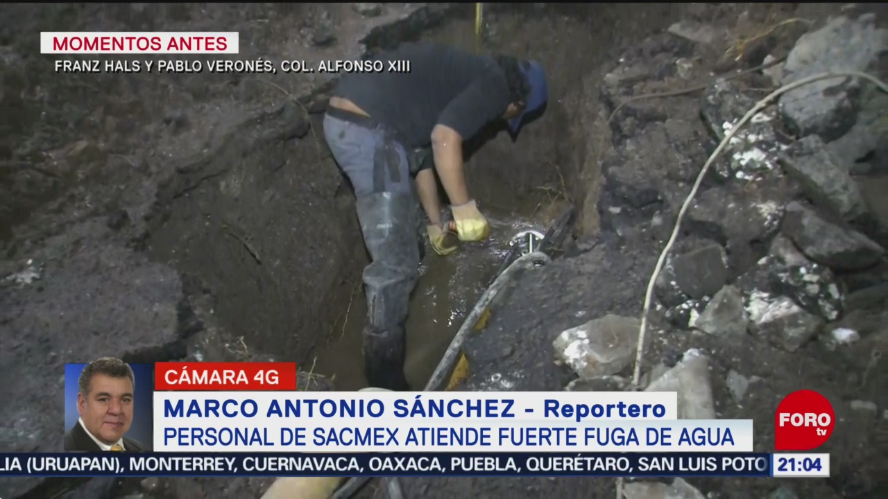 FOTO: Personal de SACMEX atiende fuga de agua en la Álvaro Obregón, 15 diciembre 2019