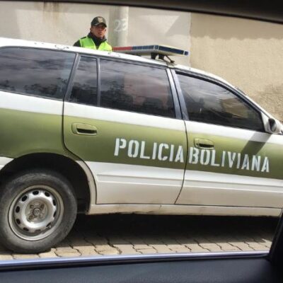 Bajó vigilancia en la embajada mexicana de Bolivia, dice AMLO