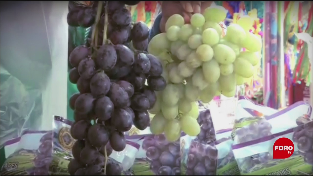 Foto: tradicion de las uvas para recibir el ano nuevo