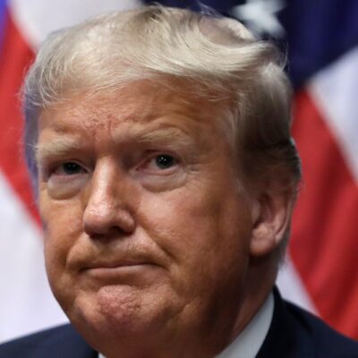 Trump califica de ‘broma’ el informe para su posible ‘impeachment’