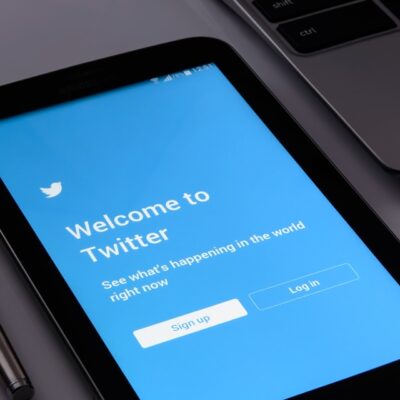 Twitter elimina 88 mil cuentas por difundir noticias falsas