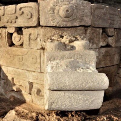 INAH encuentra objetos y vestigios mayas de más de 2,600 años de antigüedad