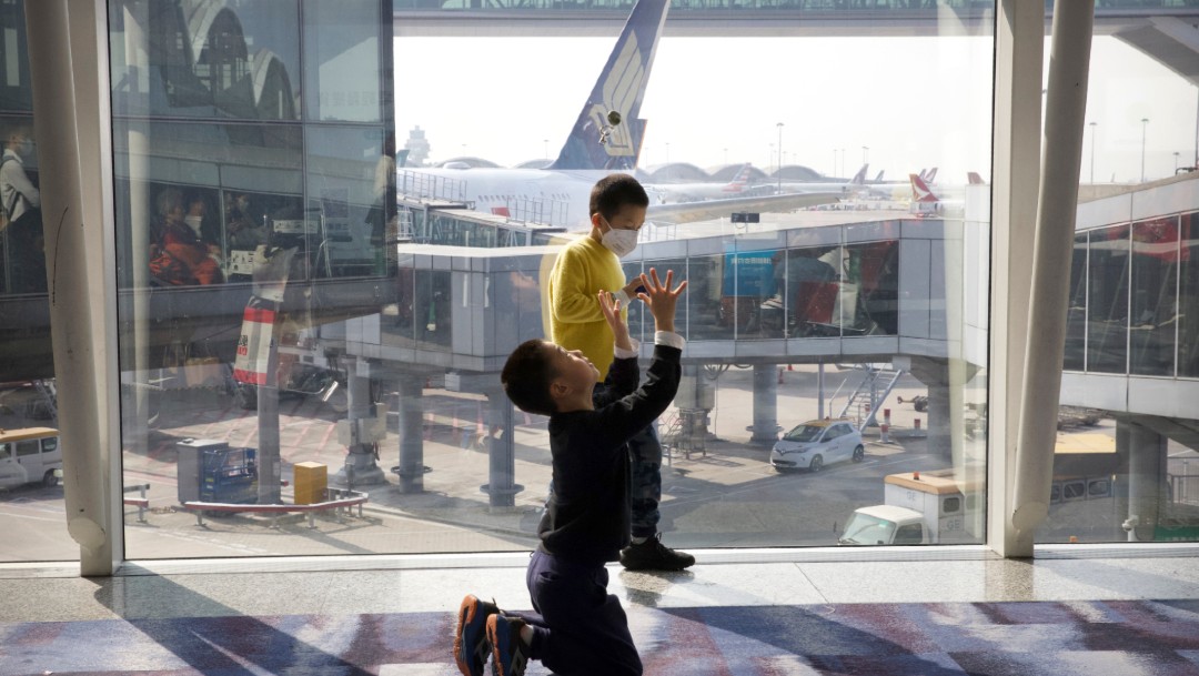 Foto: Extreman medidas de seguridad en Aeropuertos por coronavirus.