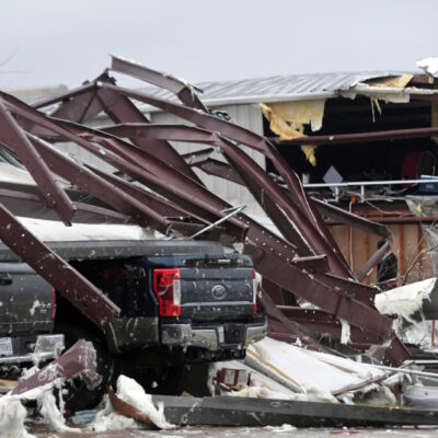 Al menos siete muertos por tormentas en sureste de EE.UU.