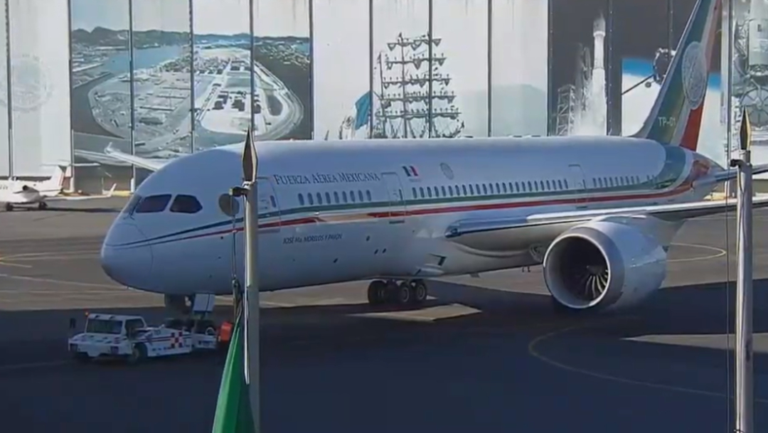 FOTO Avión presidencial TP-01 no se ha vendido, regresa a México y podría ser rentado (YouTube)