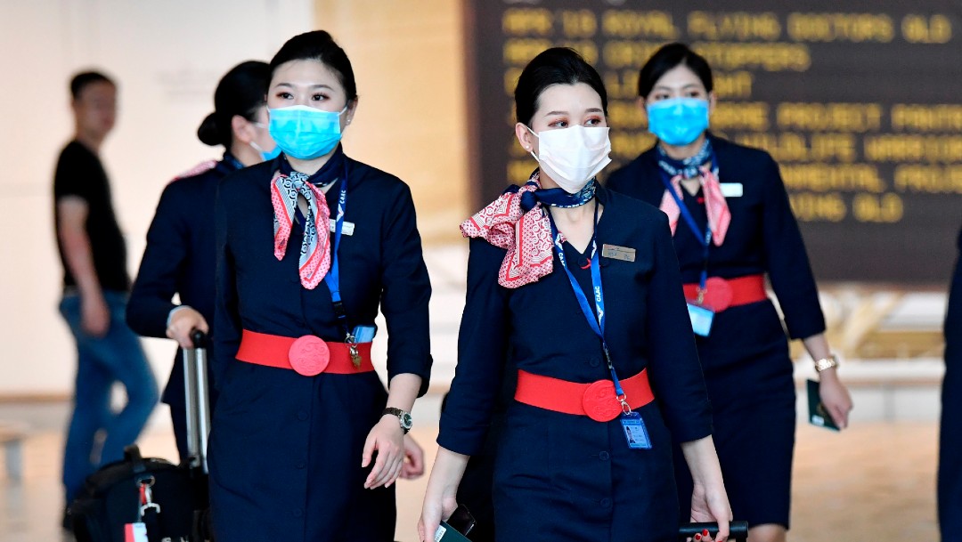 Foto: Comida caliente, mantas y diarios, las víctimas del coronavirus en aviones
