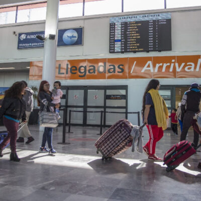 Suspenden vuelos Tijuana-China e instalan módulos de revisión por coronavirus