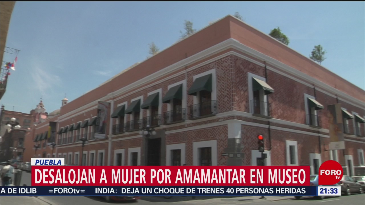 Foto: Desalojan Mujer Amamantar Hijo Museo Puebla 16 Enero 2020