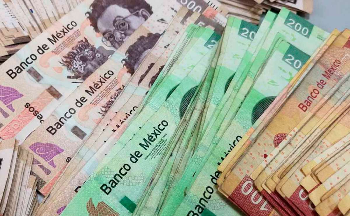 24 de enero 2020, Devolución Infonavit, Dinero, Billetes, Moneda Mexicana, Efectivo