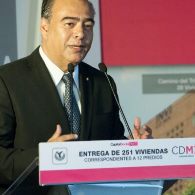Empresarios constructores denunciaron a Raymundo Collins por corrupción en el INVI