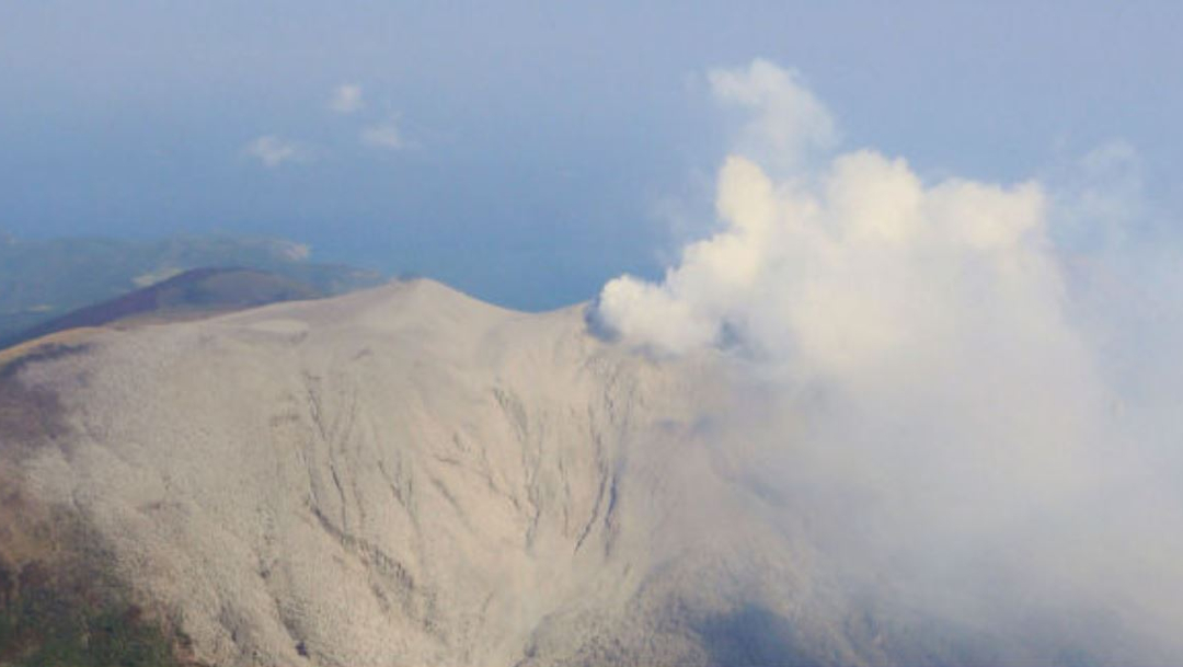 Foto: El volcán Shindake, en el suroeste de Japón, hizo erupción, 11 enero 2020