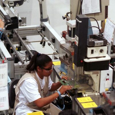 México registra la menor creación de empleo en una década