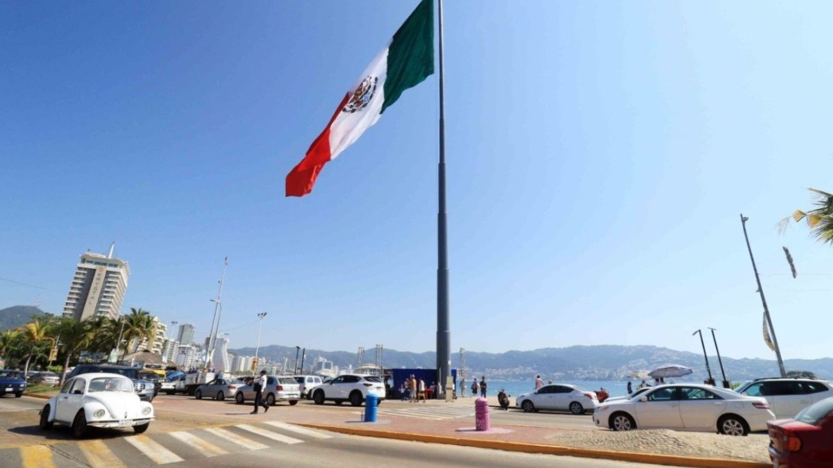 Despedirán a más de 200 funcionarios de Acapulco