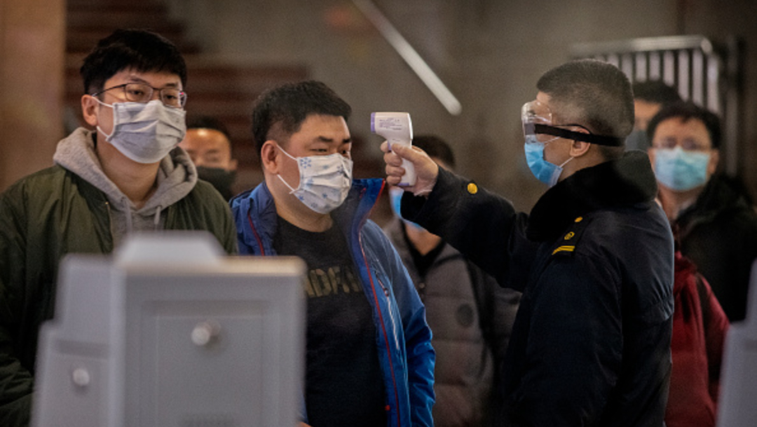 Foto: Ya son 8 las ciudades "selladas" en China por el nuevo coronavirus, 23 de enero de 2020, (Getty Images)