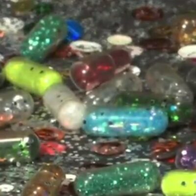 ‘Glitter Pills’, pastillas de diamantina, la nueva tendencia en redes sociales