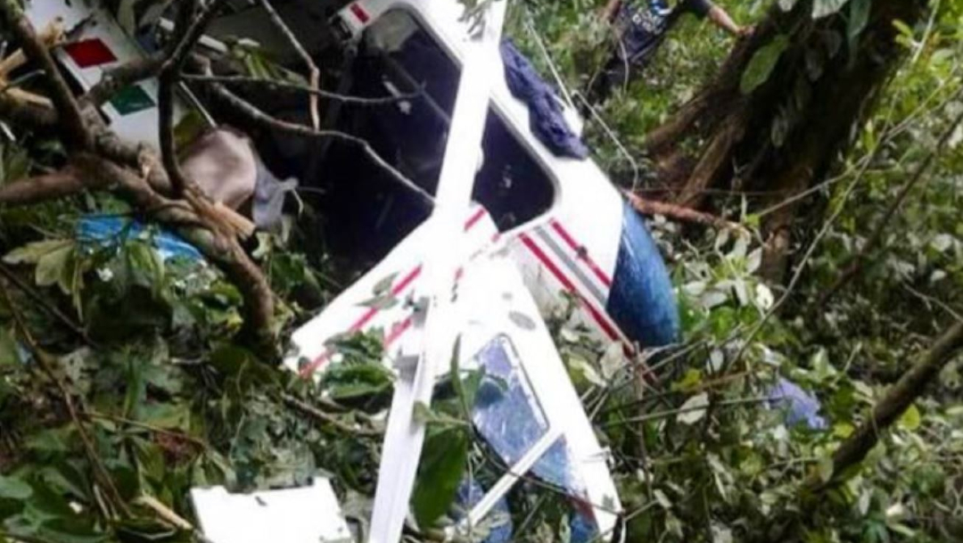Foto: Una persona murió al desplomarse un helicóptero en el municipio de Tuzantán, Chiapas, 26 enero 2020