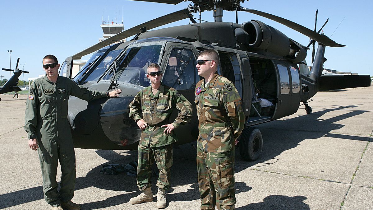 Foto: Un helicóptero Blackhawk del Ejército de Estados Unidos en una base de Irak. AP