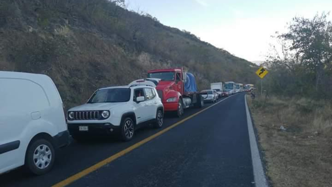 FOTO: Liberan carretera Iguala-Altamirano en Guerrero, el 12 de enero de 2020
