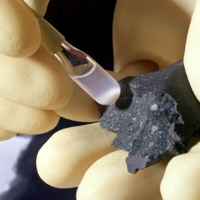 Descubren material dentro de un meteorito que podría ser más antiguo que la Tierra