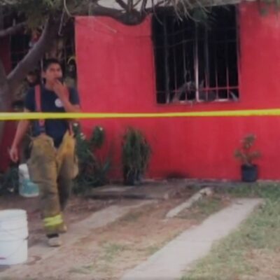 Niños son rescatados de incendio en Bahía de Banderas; sus papás los dejaron solos
