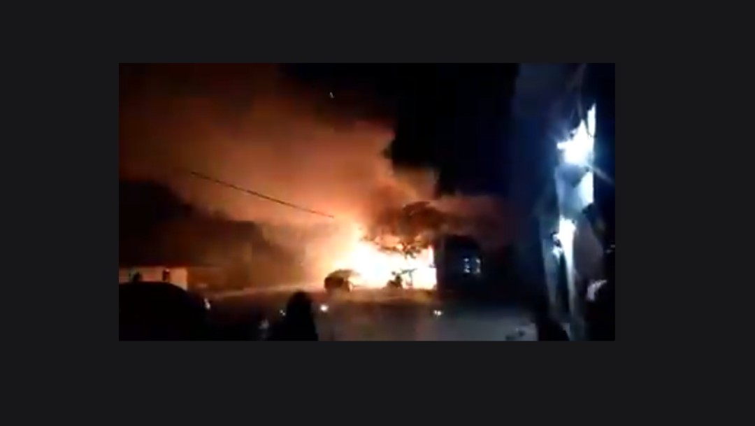 Foto: Se registra incendio de pirotecnia en mercado de Ocosingo, Chiapas