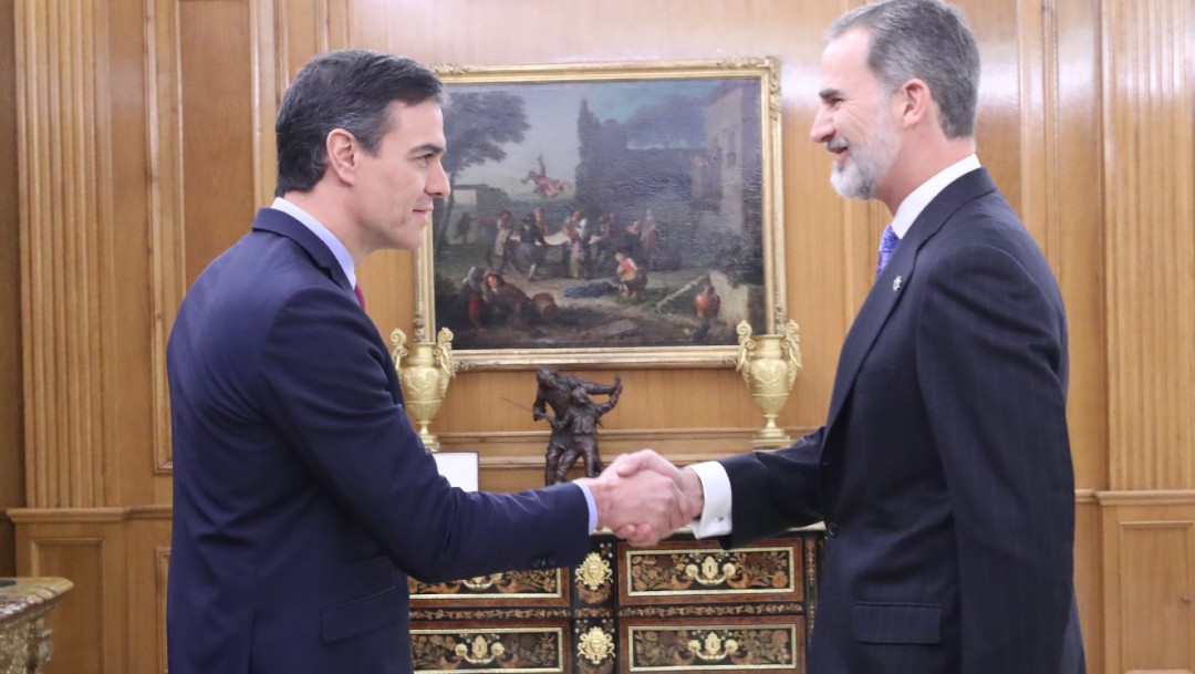 Pedro Sánchez jura como presidente ante el rey de España