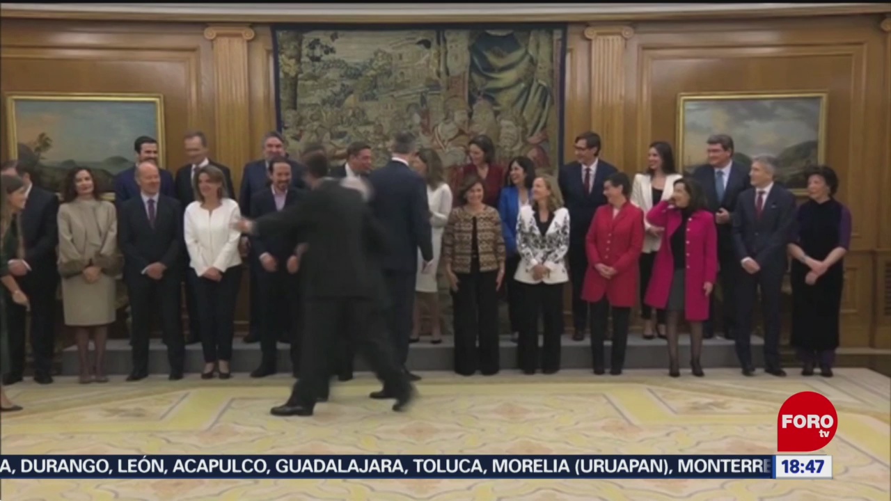 FOTO: pedro sanchez presenta gabinete de nuevo gobierno en espana