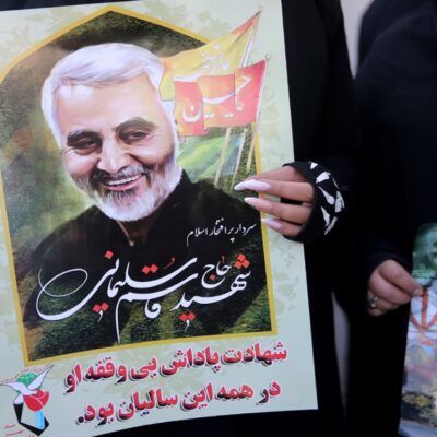 Millones asisten al funeral de Qassem Soleimani, el más grande en Irán desde la muerte del ayatola Jomeini