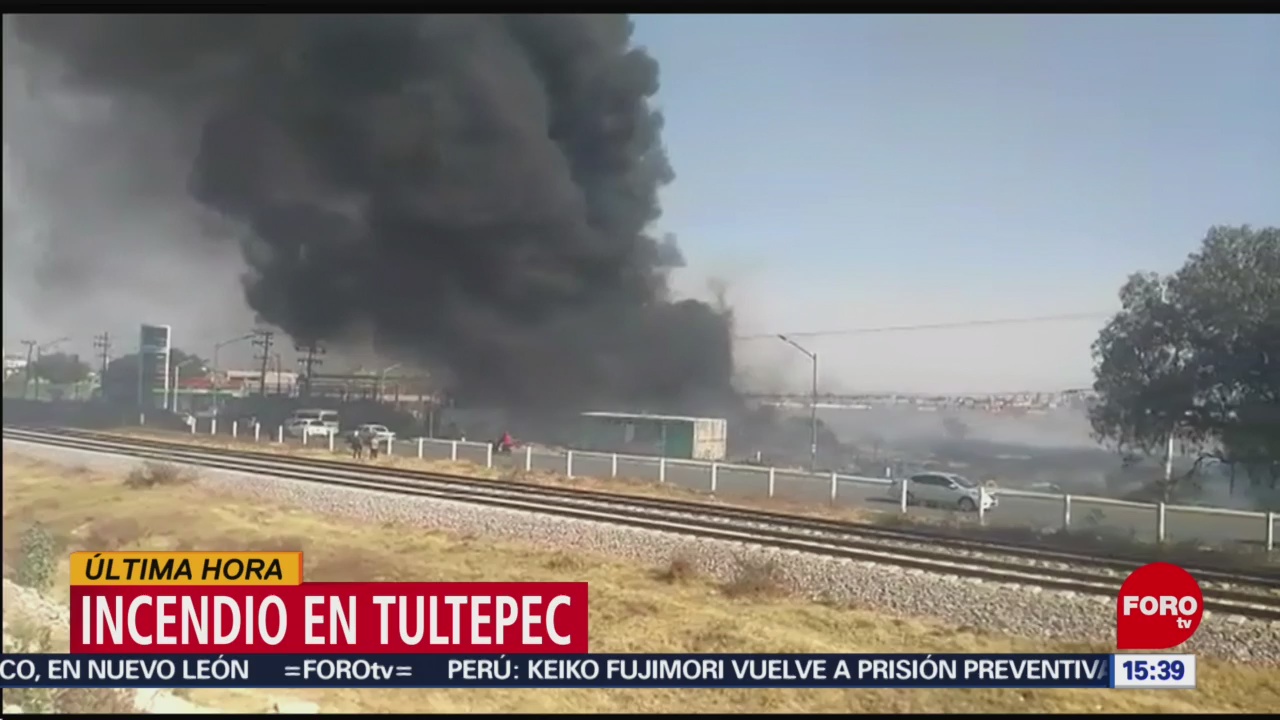 FOTO: se incendia deposito de pet en tultepec
