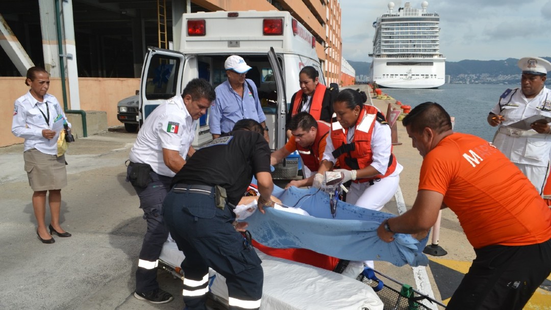 Foto: A bordo de un buque crucero turístico, la mujer presentó síntomas de anemia severa, motivo por el cual la SEMAR activó el 'Plan Marina Rescate' para auxiliar a la turista
