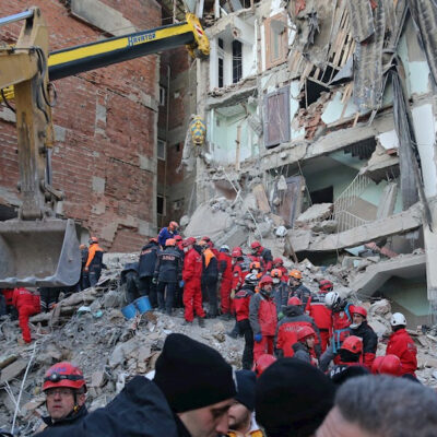 Nuevo sismo de 5.1 sacude la zona afectada de Turquía