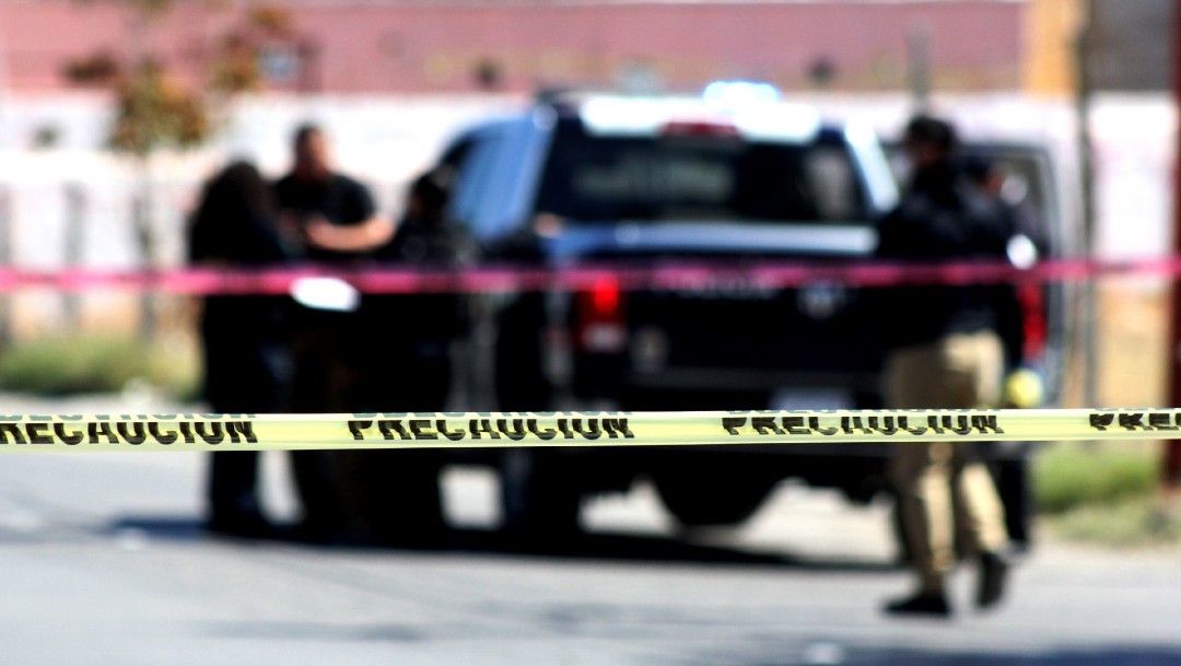 Imagen: Dos elementos de la Comisión Estatal de Seguridad de Ciudad Juárez, Chihuahua, resultaron heridos por disparos de arma de fuego; dos policías municipales de Acámbaro, Guanajuato, fueron atacados a disparos por hombres armados cuando salían de su turno de trabajo