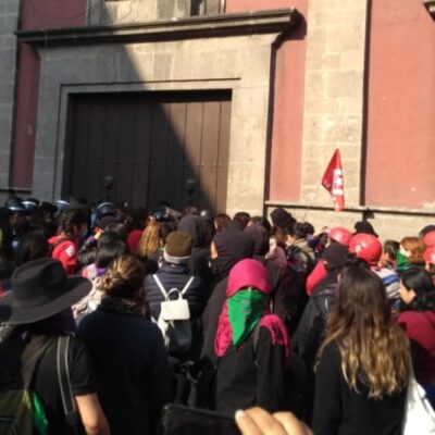 Reunión de feministas en Palacio Nacional concluye sin acuerdos