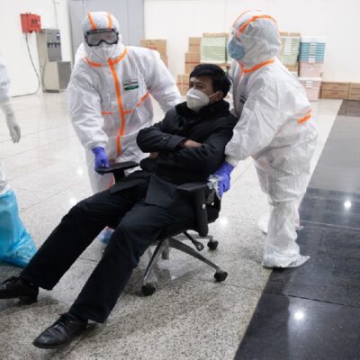 Aumenta a 565 la cifra de muertos por coronavirus de Wuhan