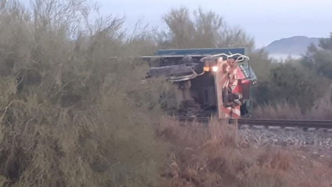 Descarrila tren en Sonora y deja un muerto y 2 heridos