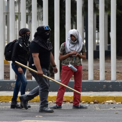 Hay personas que quieren violentar a la UNAM, dice Enrique Graue