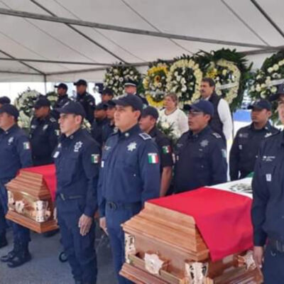 Despiden con honores a policías muertos tras ataque en Córdoba, Veracruz