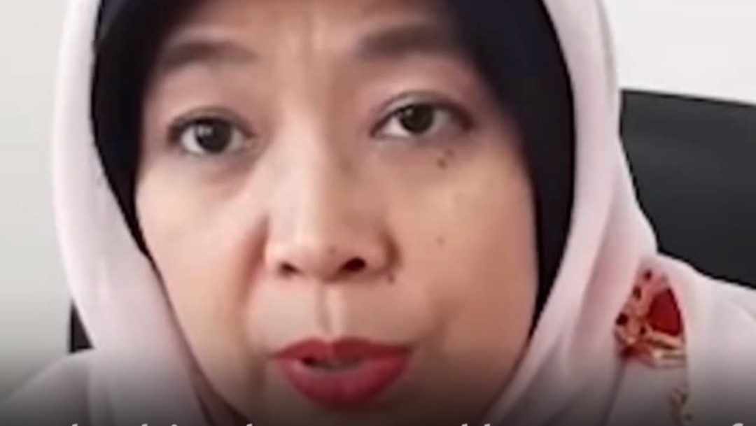 Foto: Esperma podría embarazar a mujeres en alberca, dice comisionada en Indonesia