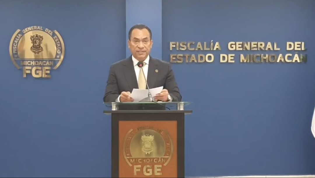 El titular de la Fiscalía de Michoacán, Adrián López Solís, ofreció una conferencia de prensa sobre una fosa clandestina en el municipio de Coeneo, 20 febrero 2020