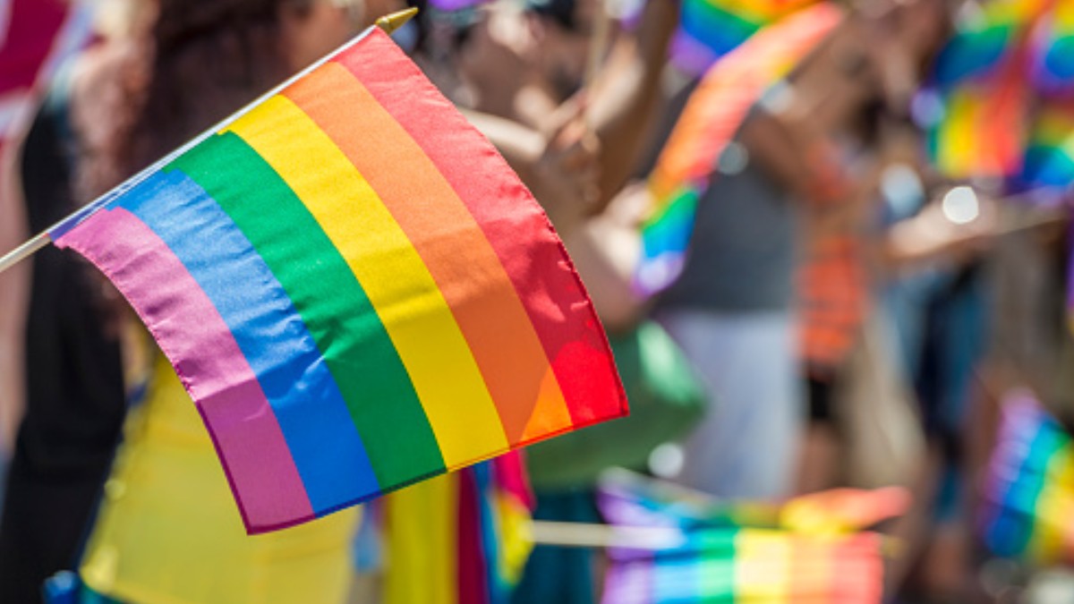 Foto: Bandera arcoíris, símbolo de la comunidad LGBT. Getty Images/Archivo