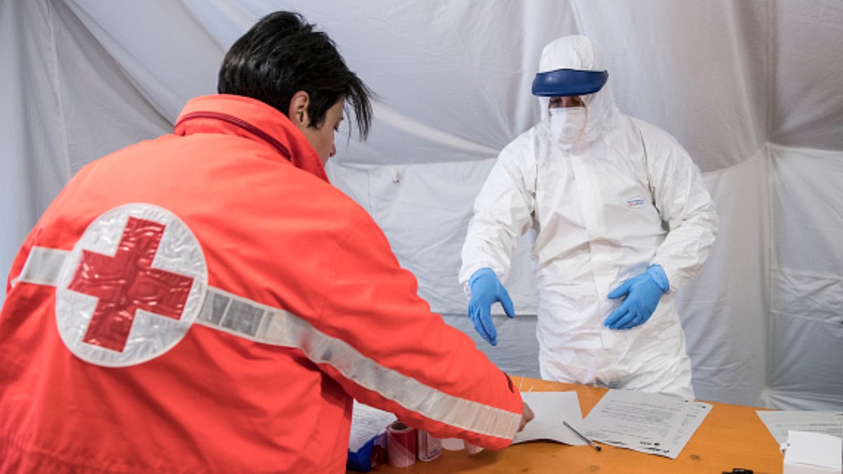 Medicamento contra ébola sería efectivo para tratar el coronavirus