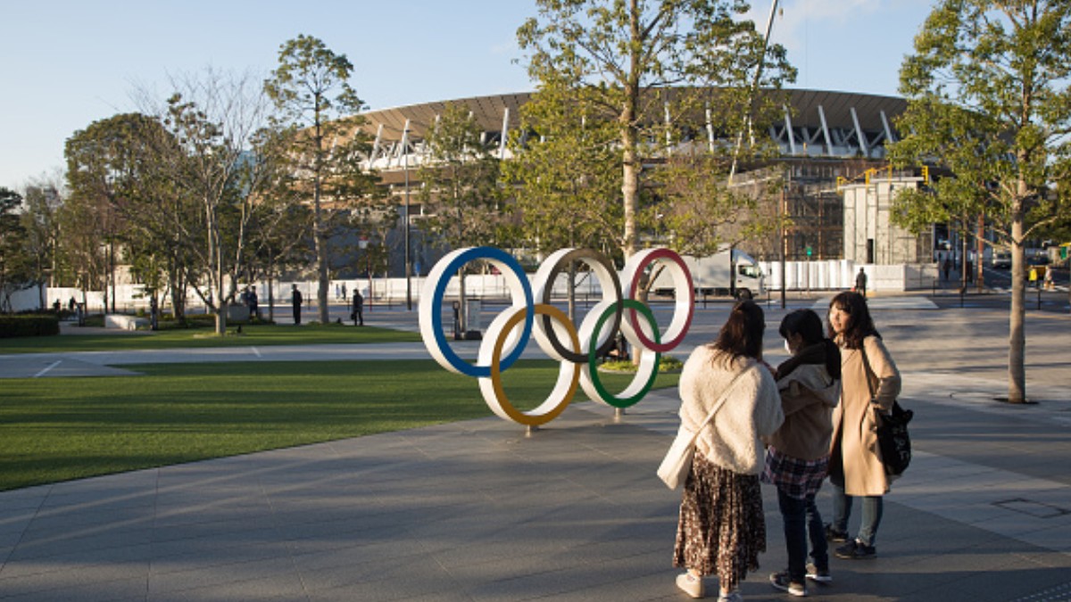 Foto: Los Anillos Olímpicos afuera del Estadio Nacional de Tokio. Getty Images