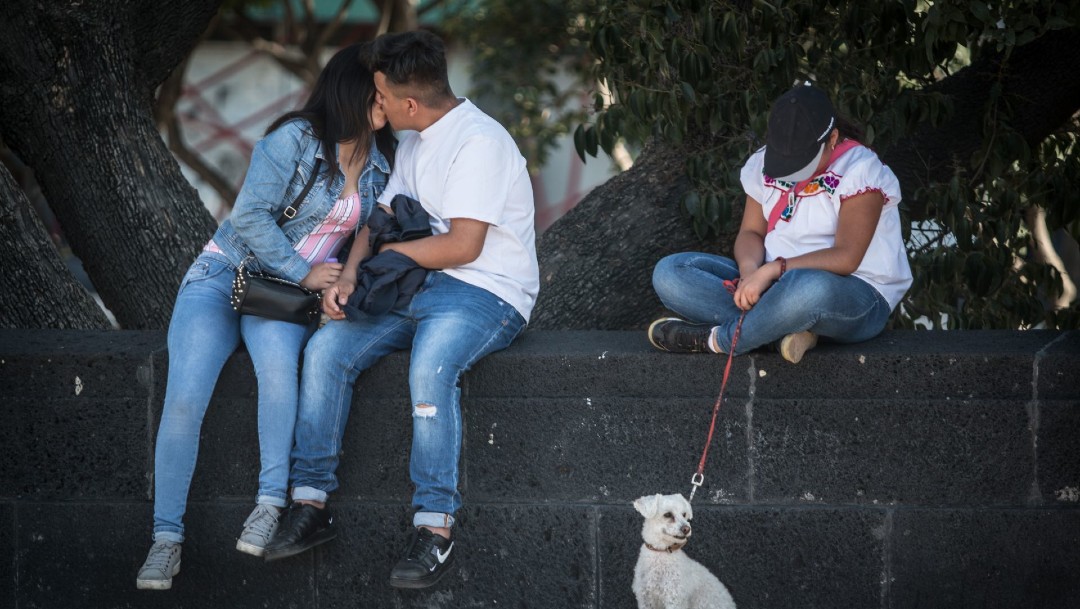Foto: Gobierno de México sugiere no dar besos ni abrazos, como medida contra coronavirus