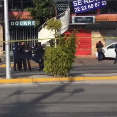 Fiscalía de Puebla investiga asesinato de dos personas en un bar