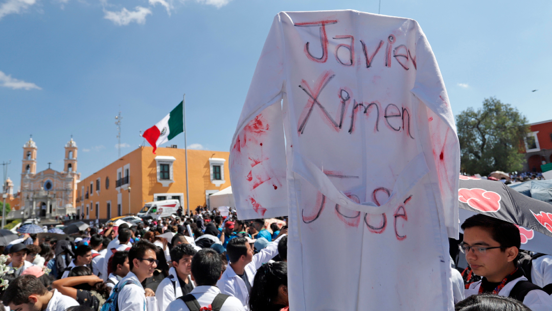 FOTO Padre de estudiante asesinada en Puebla pide a mexicanos no rendirse ante la violencia (EFE)